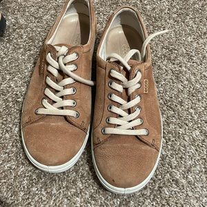 Like new Ecco shoes